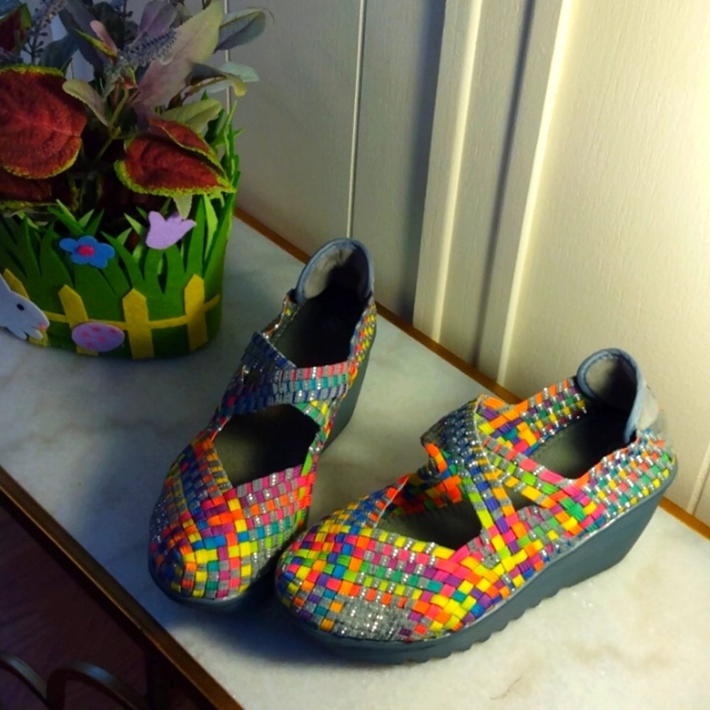 NWOB  BM Bernie cmv  Multicolor Wedge Slip-on